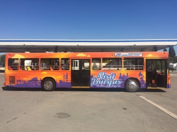 Атракционният автобус