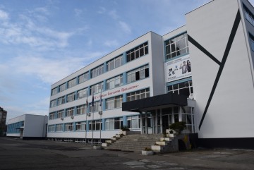 Училищата в Бургас са готови за връщане…