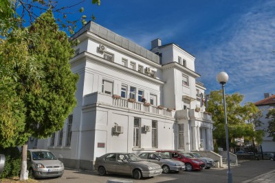 Белодробна болница